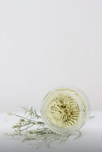 Beurre corporel fouetté au matcha et au patchouli de Zarits