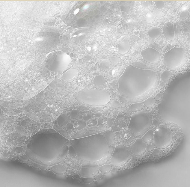 Shampooing royal pour cheveux bouclés